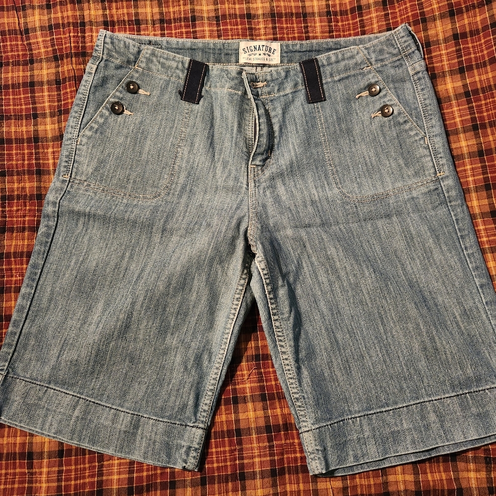 Levi Signature Denim Shorts